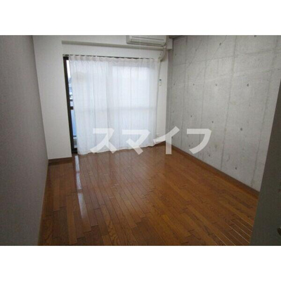 【寝室】 | <ラ・ヴィ　21>