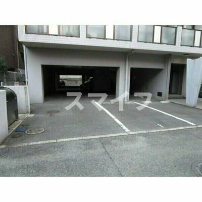 【駐車場】 | <ラ・ヴィ　21>