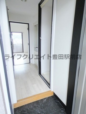 【玄関】 | ラレーブ日野