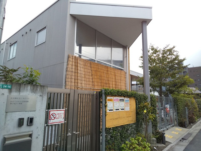 東小松川小学校まで10ｍ