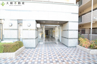 【エントランス】 | サーパス海老名第2　１階　3LDK　リフォーム済み　【仲介手数料無料】