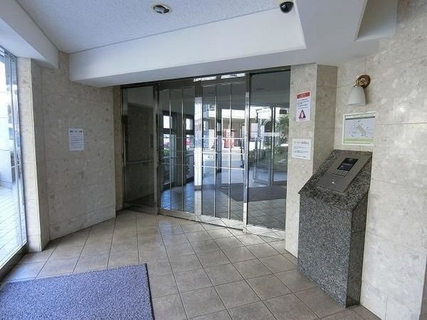 コアマンション和白丘ネクステージA棟のエントランス