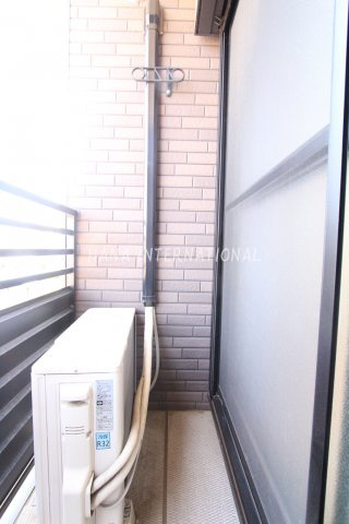 レオネクストブラウニー国立のバルコニー|他部屋参照