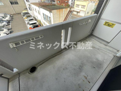 【玄関】 | Caron旭通り | 同タイプのお部屋の写真。現況を優先します。