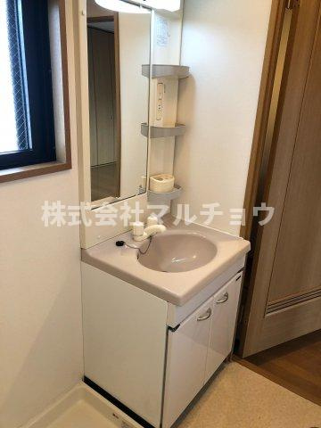 コーポラス・栄の洗面所|使いやすい洗面所です