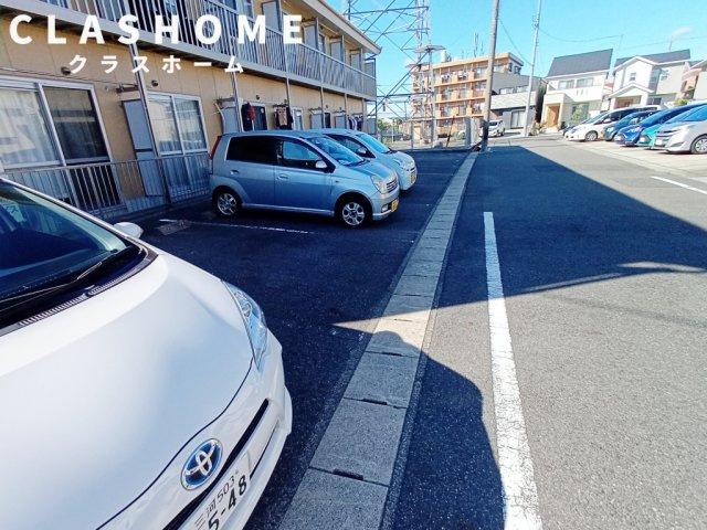 パレスミサカ　　　刈谷市近郊の賃貸はクラスホームの駐車場
