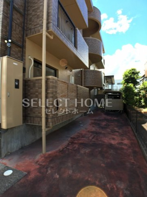  | マーサヴィラ