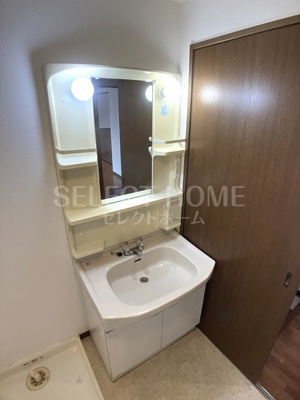 【独立洗面台】 | マーサヴィラ | 独立洗面化粧台が付いています