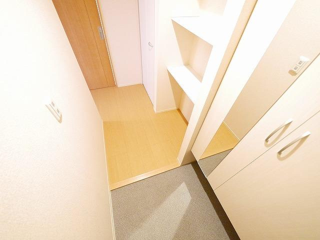 ラナプレスの玄関|収納もある玄関です