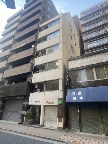亀田ビルの外観