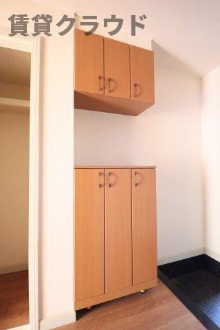 スプリングチェリーⅡの玄関|シューズボックス