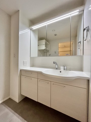 【洗面所】 | La maison Chico Rich（ﾗ ﾒｿﾞﾝ ﾁｺ ﾘｯﾁ）