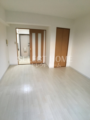 【居間・リビング】 | グランデュール１６ | 使いやすい居間です
同型タイプ