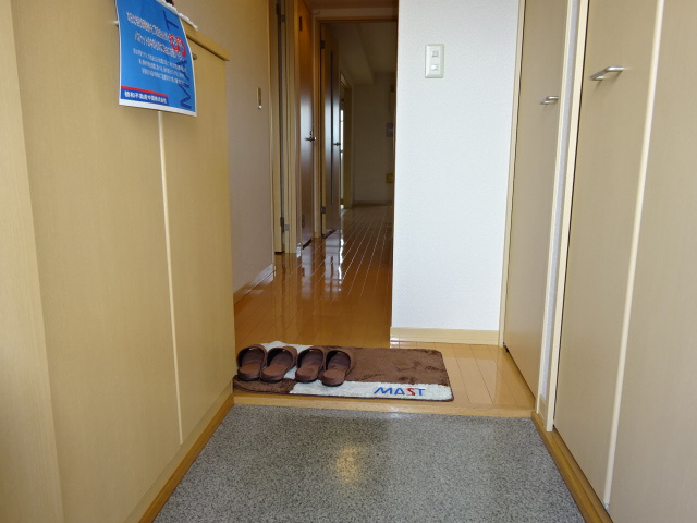 サンルーフパークマンションの玄関