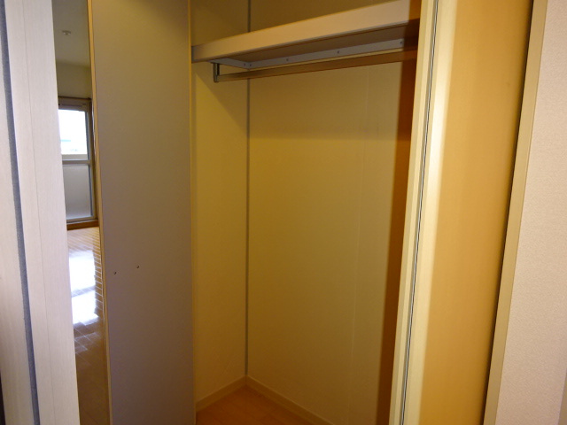 サンルーフパークマンションの収納|廊下収納
