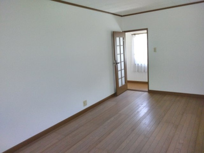 【洋室】 | 山南町応地中古 | 2F