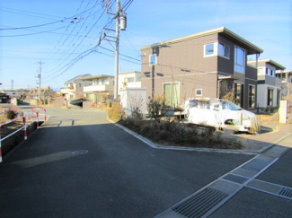 【前面道路含む現地写真】 | 前面道路含む現地写真です