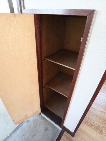 町田コーポの玄関