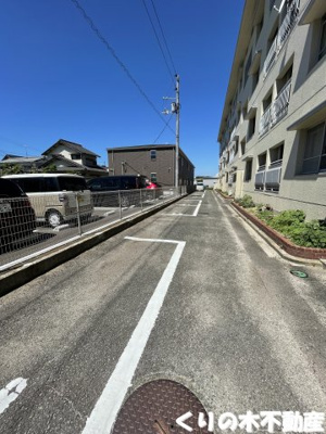 【駐車場】 | ルミウス片山Ⅲ | 駐車スペースもあります