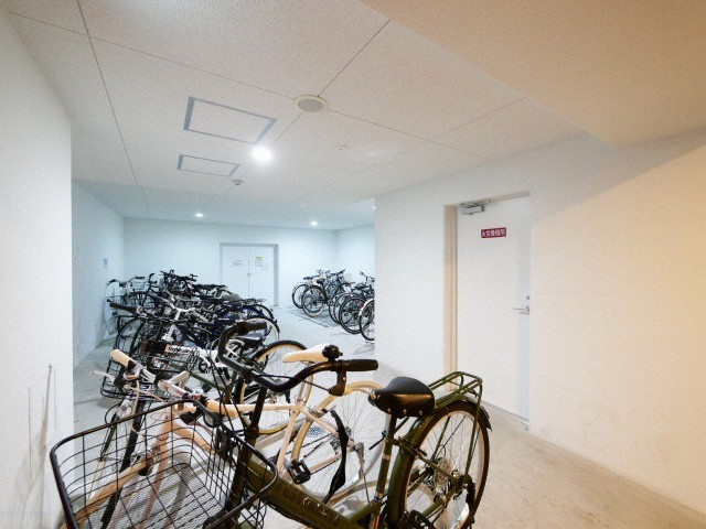 Grand‐K靭公園の駐車場