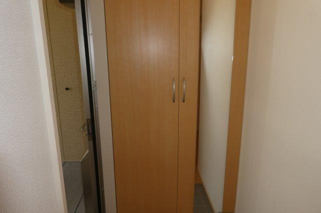 モデレート．Ｋの玄関|シューズボックス