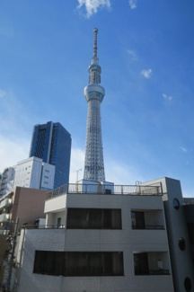 【展望】 | ティモーネ　プレミアム押上 | バルコニーの目の前にはスカイツリーが見えます。
押上の賃貸物件。
「ティモーネプレミアム押上」のことなら(株)メイワ・エステートへ