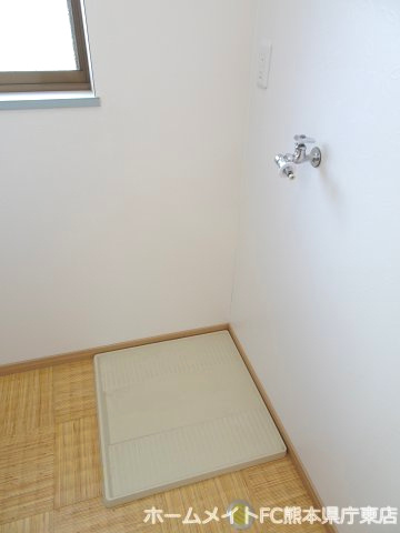 熊本市中央区萩原町のアパートの洗面所
