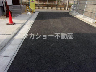 【前面道路含む現地写真】 | 前面道路含む現地写真です