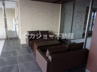 【エントランス】 | 建物の内部です