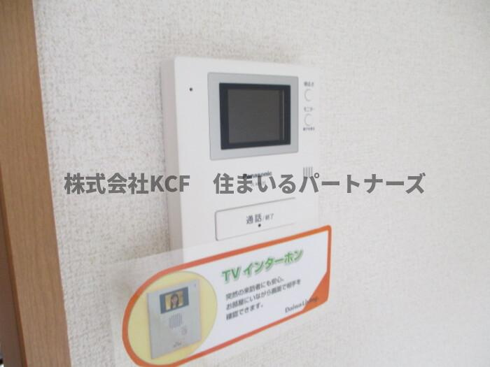 マーサ・ジュネスのセキュリティ