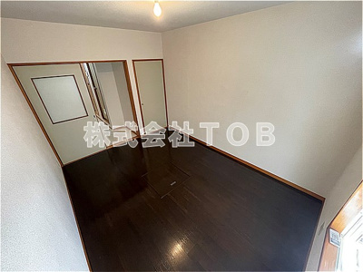 【洋室】 | ヴィラローズ