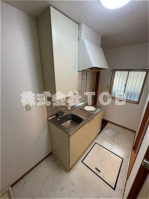 【キッチン】 | ヴィラローズ