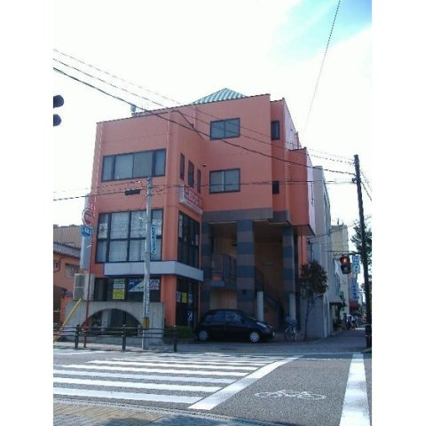 ザ・フェローの外観