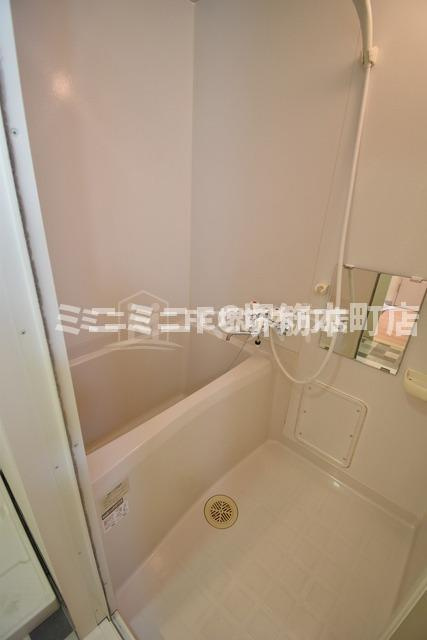 大阪市中央区久太郎町１丁目の賃貸マンションの浴室