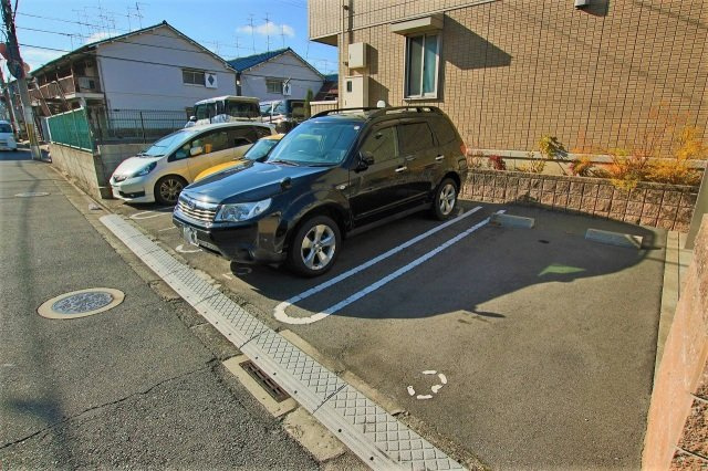 ボヌール フルールの駐車場