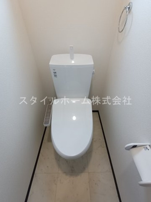 【トイレ】 | セントラル前芝 | 別部屋写真です。