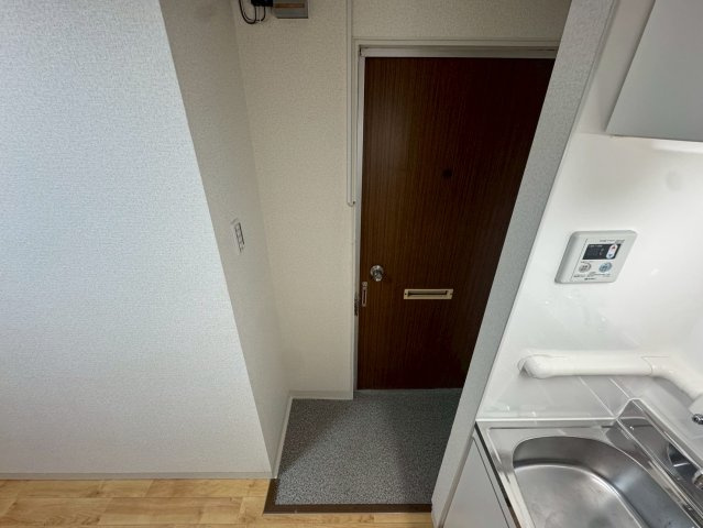 みやマンションの玄関