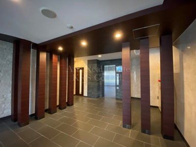 【ロビー】 | レジュールアッシュ九条 | 高級感のある空間が広がるロビー♪