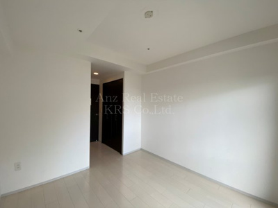 【居間・リビング】 | レジュールアッシュ九条 | 心癒される上質なリラックスタイムを演出するお部屋です♪