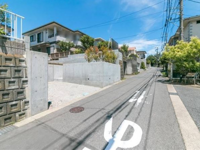 【前面道路含む現地写真】 | 藤沢市藤が岡３丁目　売地