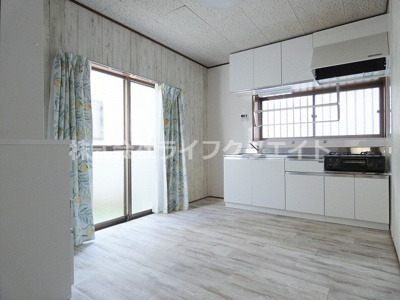 【居間・リビング】 | 程久保貸家