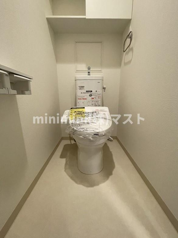 大阪市中央区玉造２丁目の賃貸マンションのトイレ