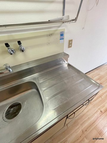 キャロル江坂　仲介手数料無料のキッチン