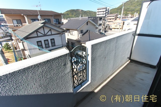 石川コーポのバルコニー|3階洋室側バルコニー