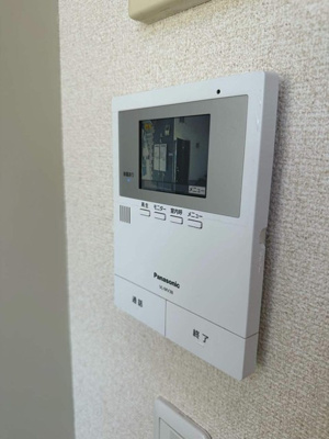 【セキュリティ】 | ユナイト渡田ジェームズ・ボズウェル | 防犯対策に有効なカメラ付きインターホン！録画機能が付いているので留守中の訪問者まで確認できます♪