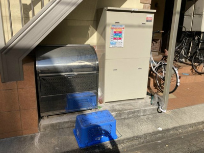 【その他共用部分】 | ユナイト渡田ジェームズ・ボズウェル | 敷地内ごみ置き場でごみ出しもらくらく～♪忙しい社会人さんや学生さんにもうってつけ！