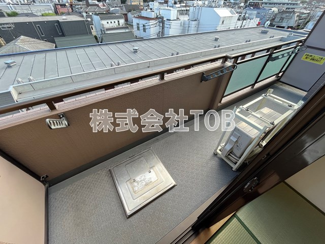 【バルコニー】 | アミ浜田山 | ※同間取り反転タイプ写真です