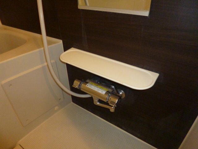 ジョビアル　コートの浴室|サーモ水栓