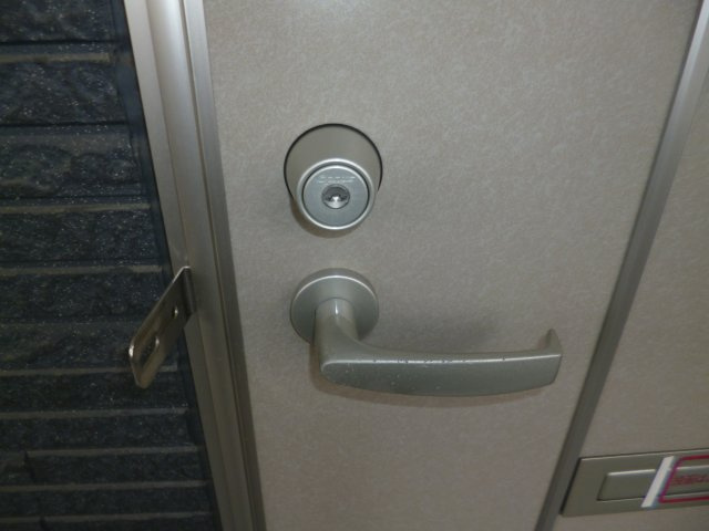 ジョビアル　コートのセキュリティ|オプナスキー