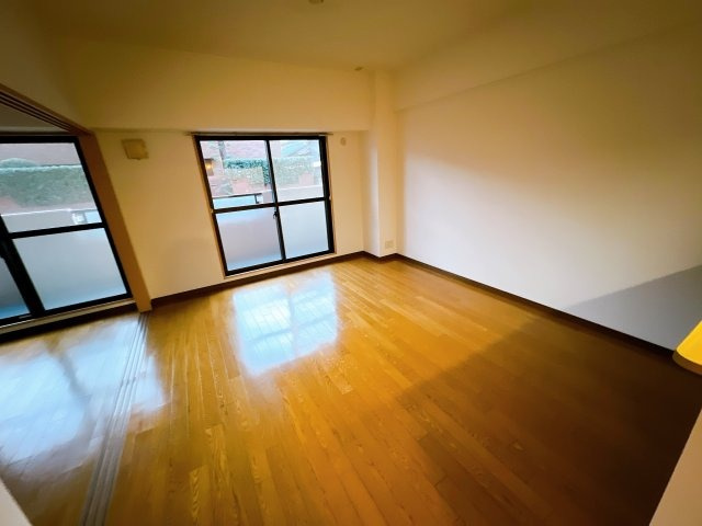 グランドソレーユの居間・リビング|同一間取りの別部屋写真となります。
イメージです。